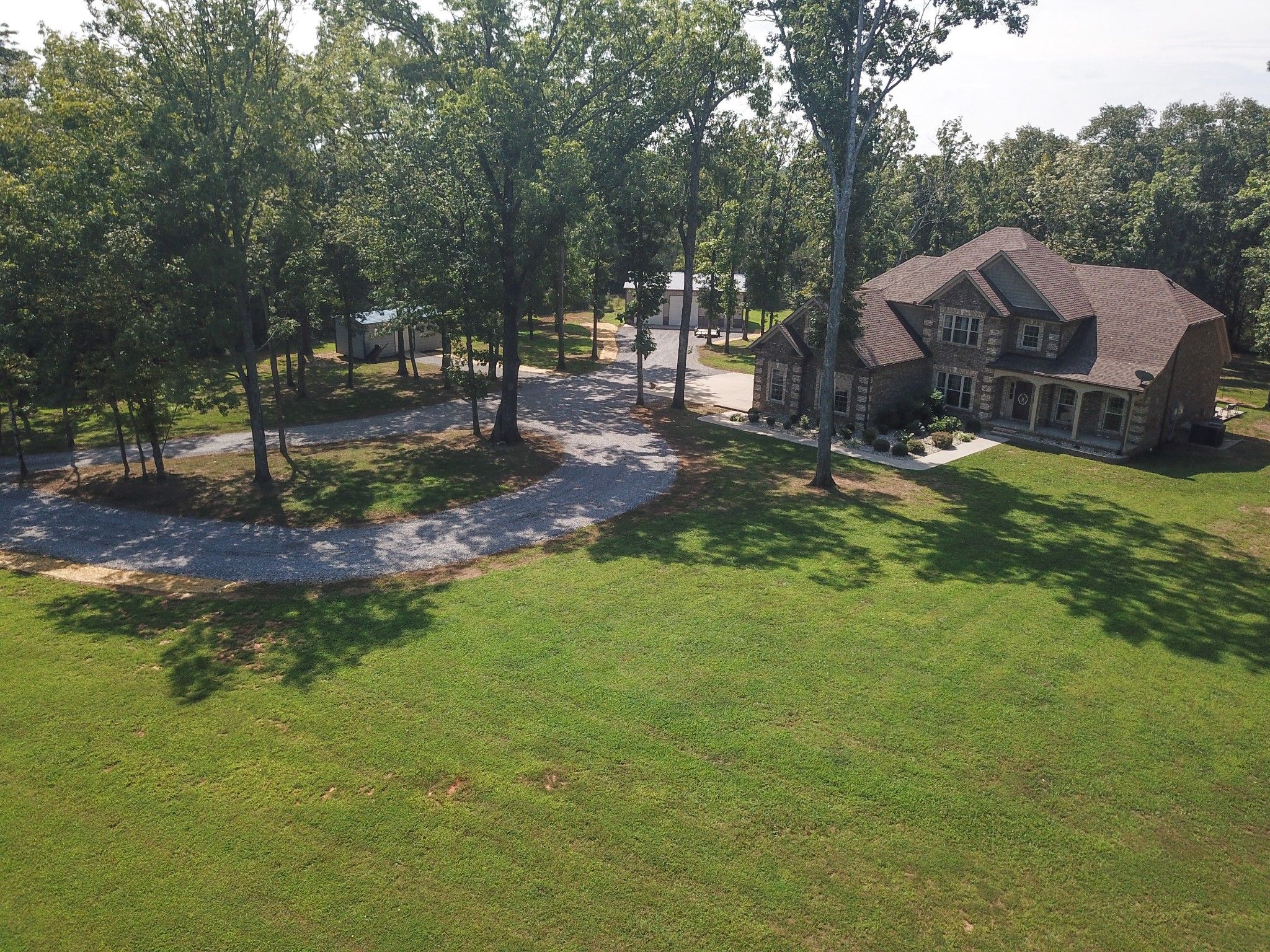 Homes with land in Eagleville TN