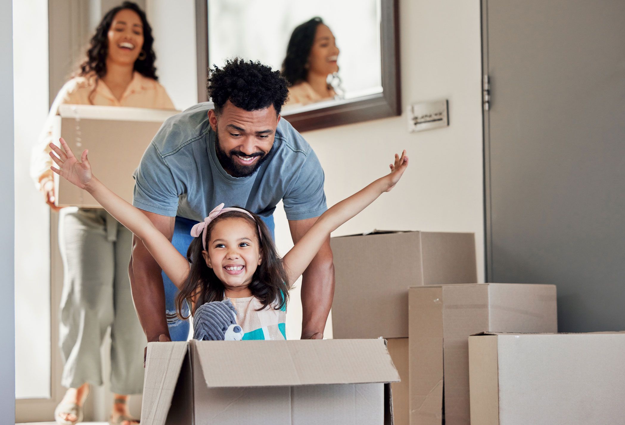 Couple receives keys to home