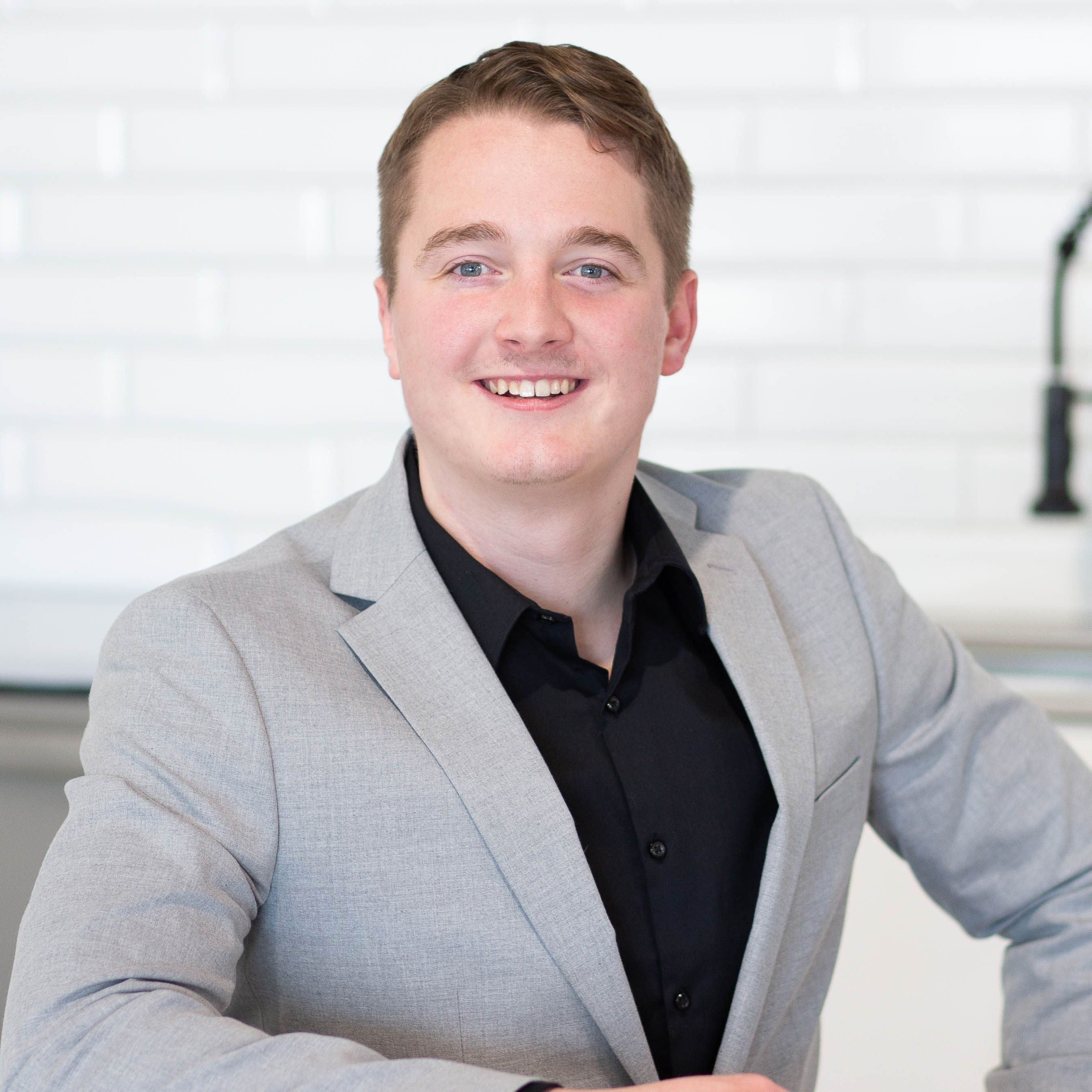 Amy Wienands Real Estate Bryce Kolthoff