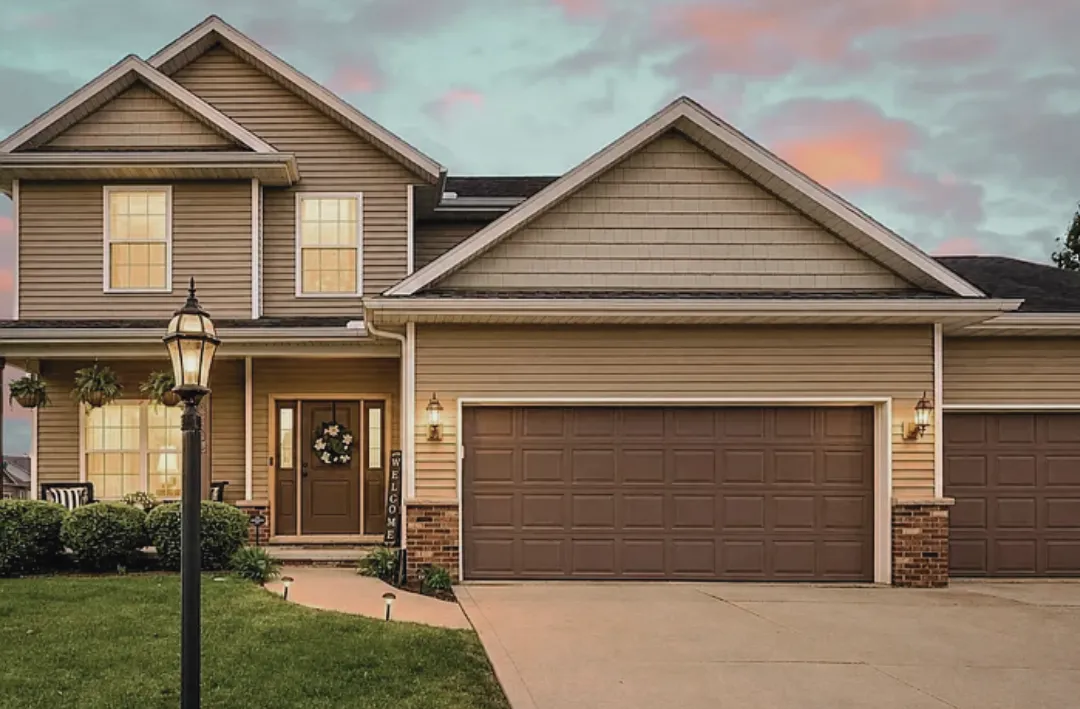 Homes in Dunlap, Illinois