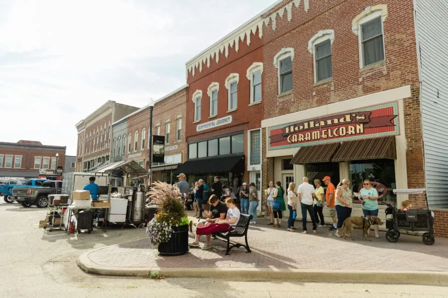 Washington, Illinois community and homes