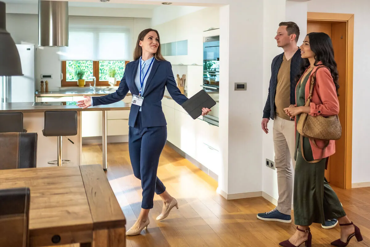 Agent house tour with couple