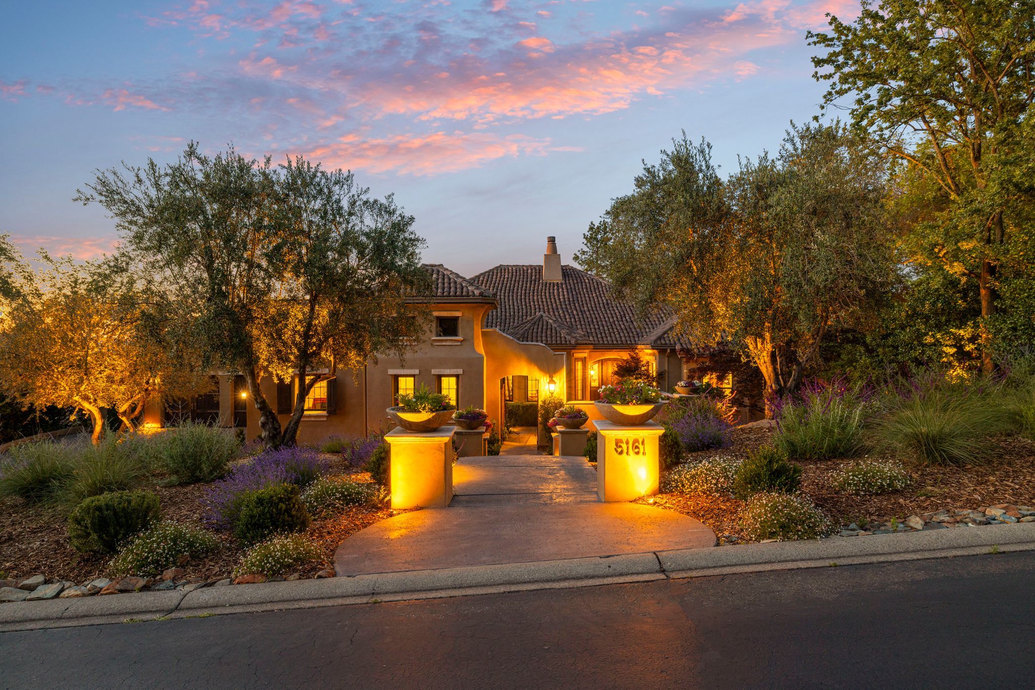 Grounds and approach at 5161 Greyson Creek Drive, Serrano, El Dorado Hills