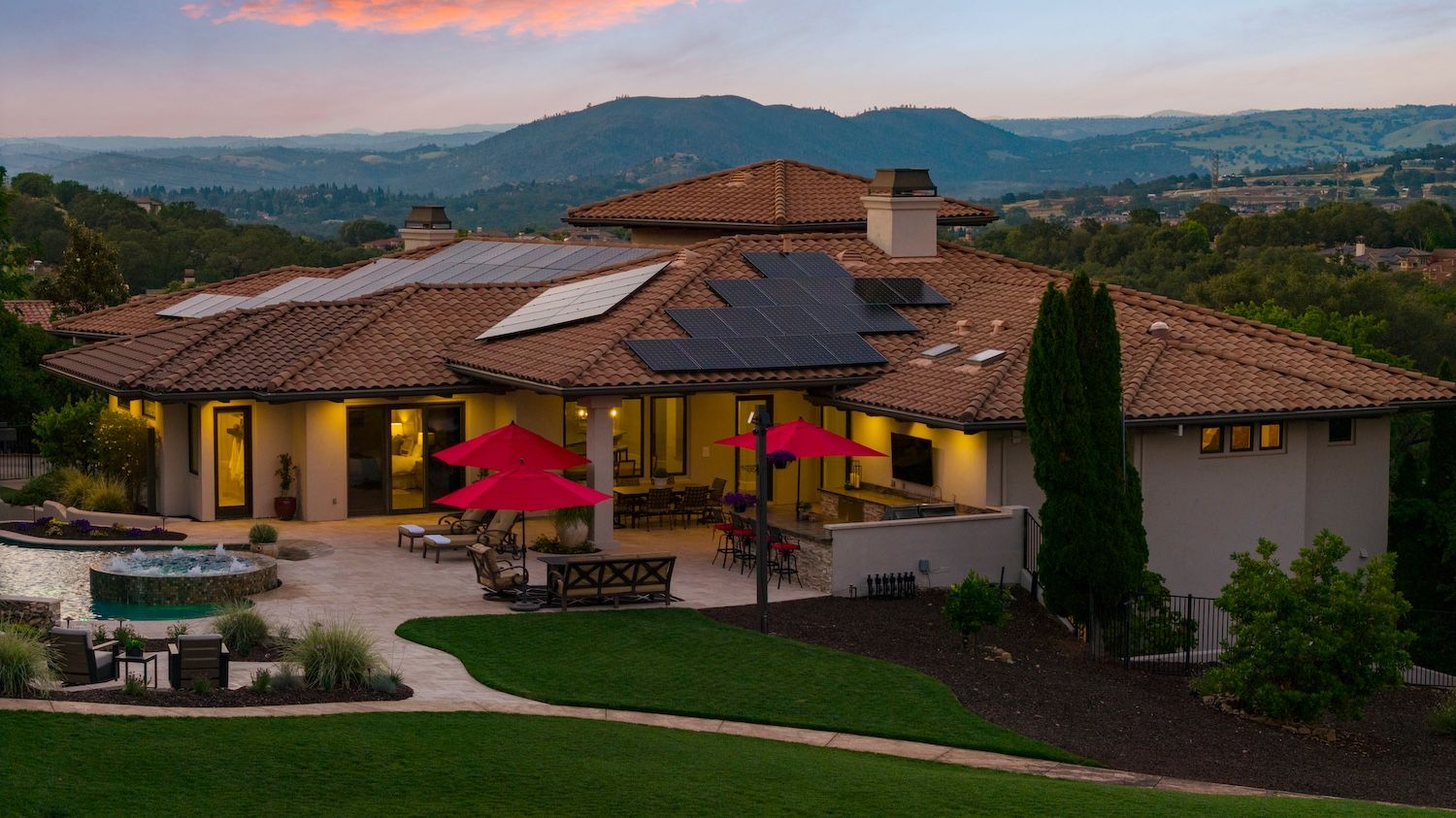 4355 Gresham Drive, El Dorado Hills &mdash; Serrano luxury estate on 1.5 acres
