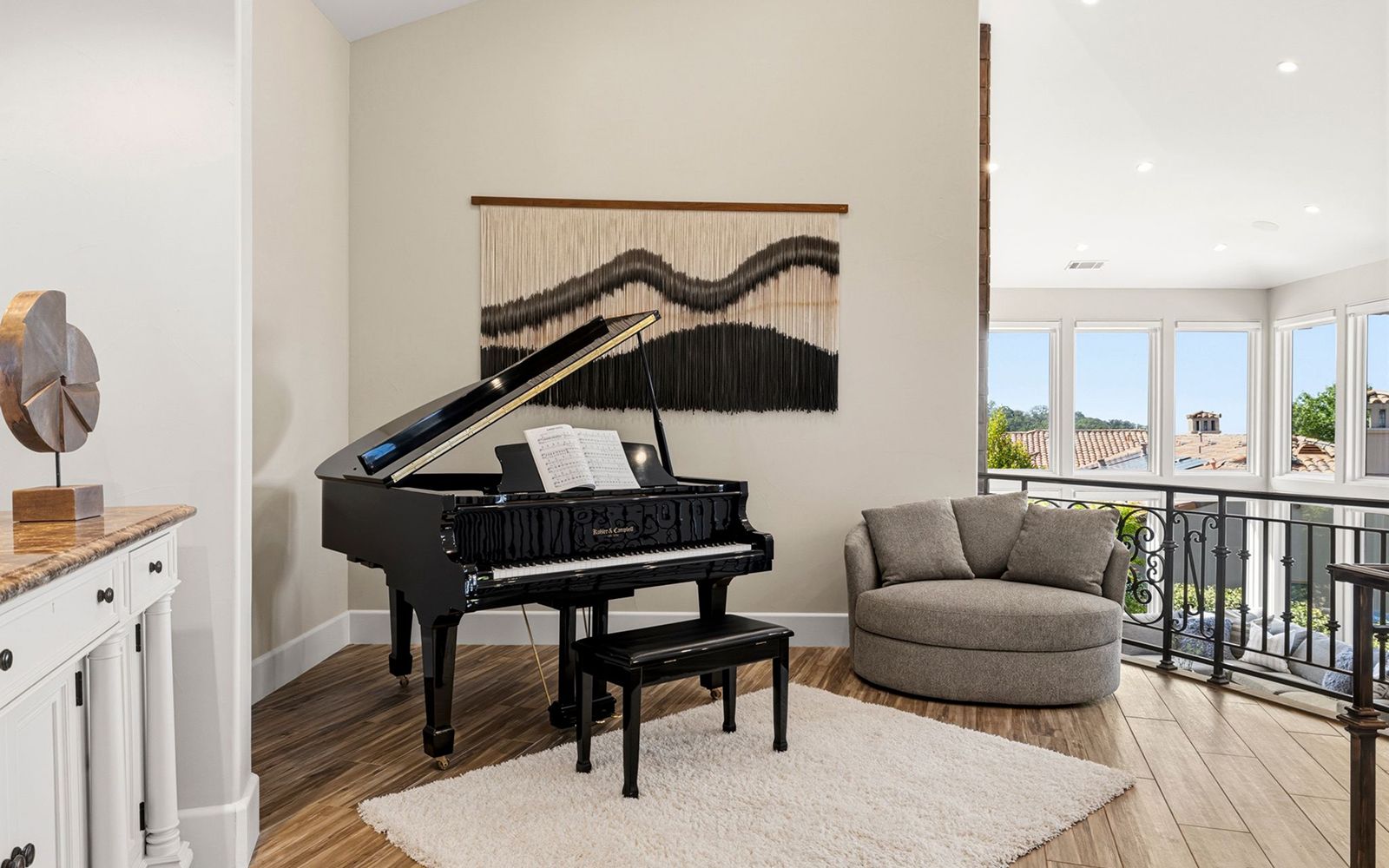 Open-concept living and dining at Vista del Prato, Serrano
