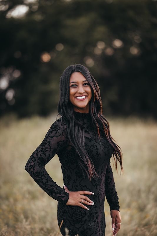 Danni Chavarria, Associate Broker