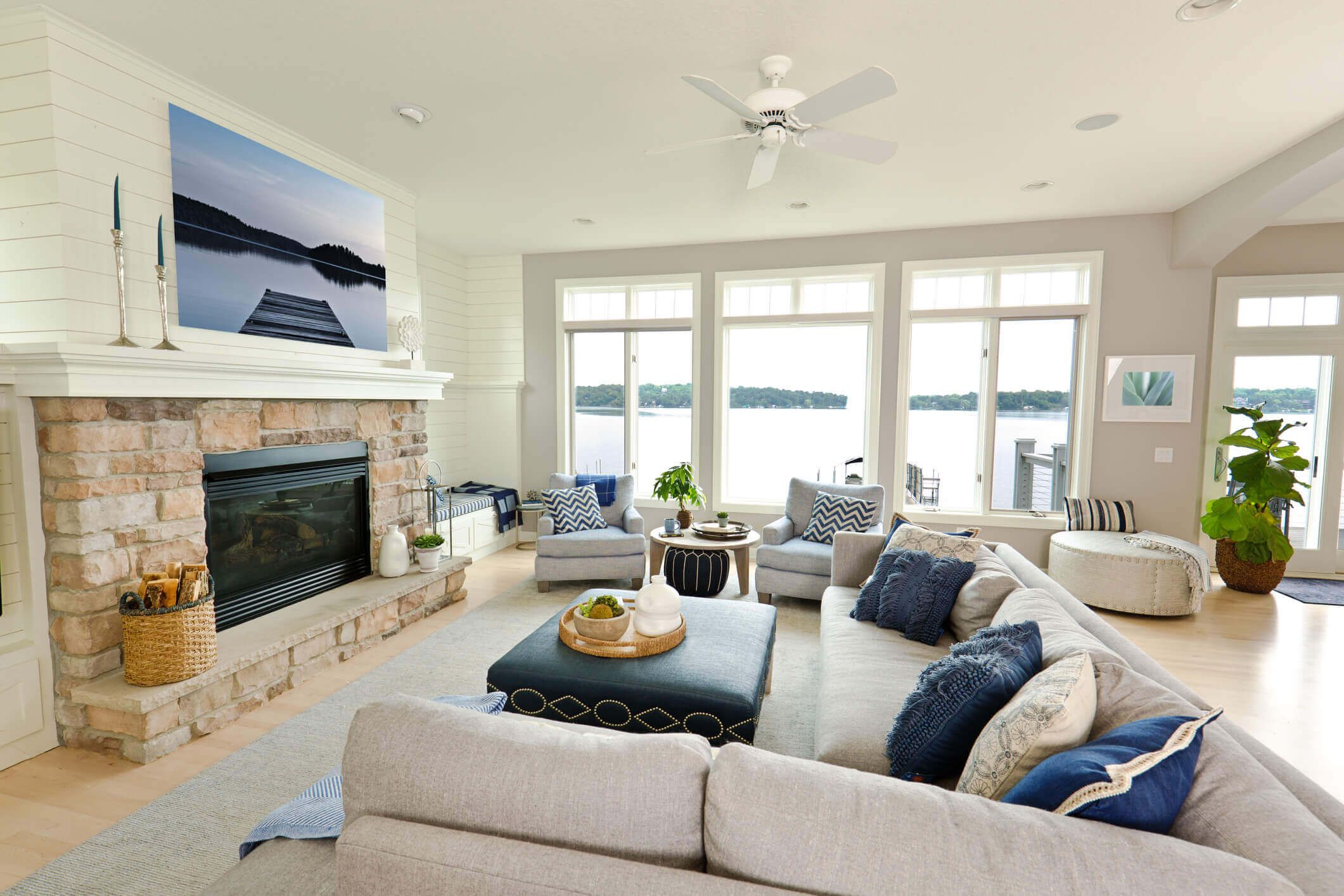 Agent house tour with couple