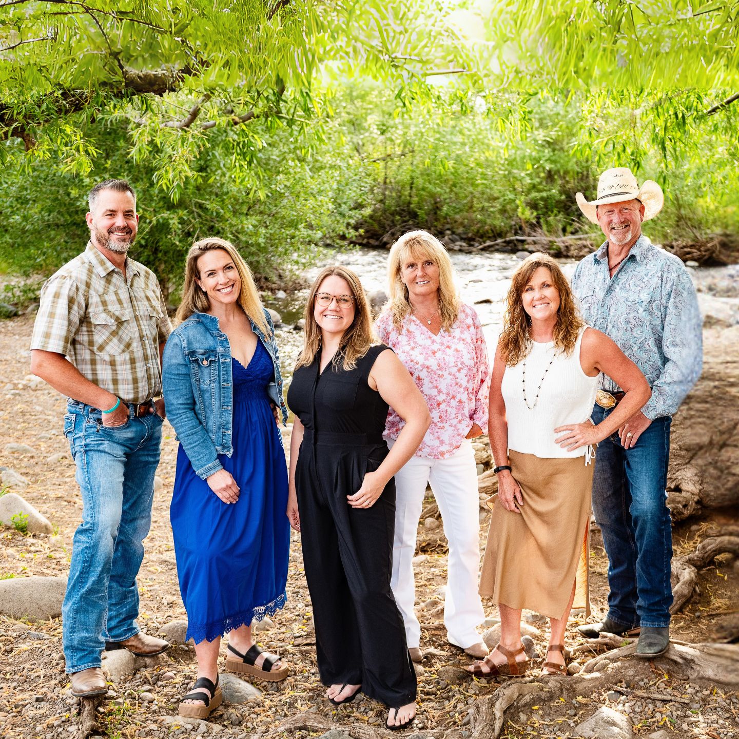 Team_by_the_Creek_-3-