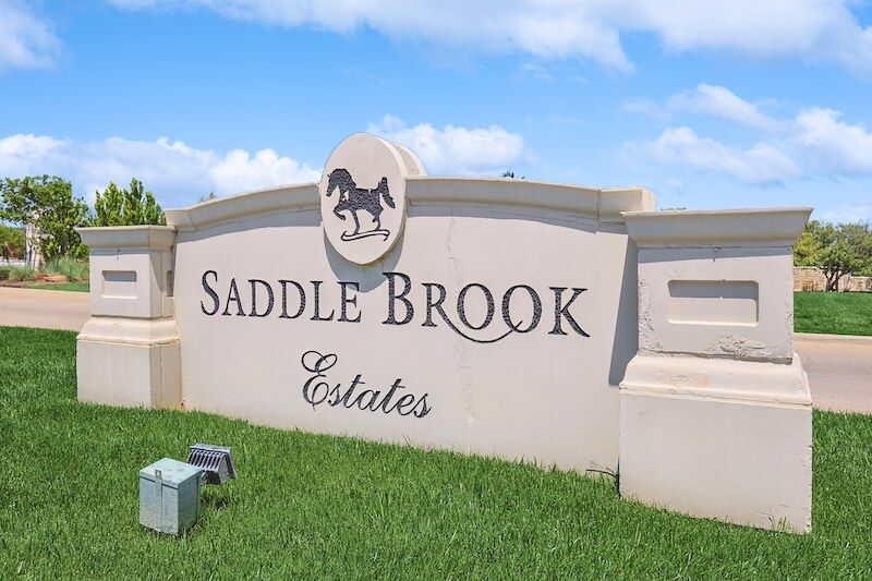 neighborhood name plate