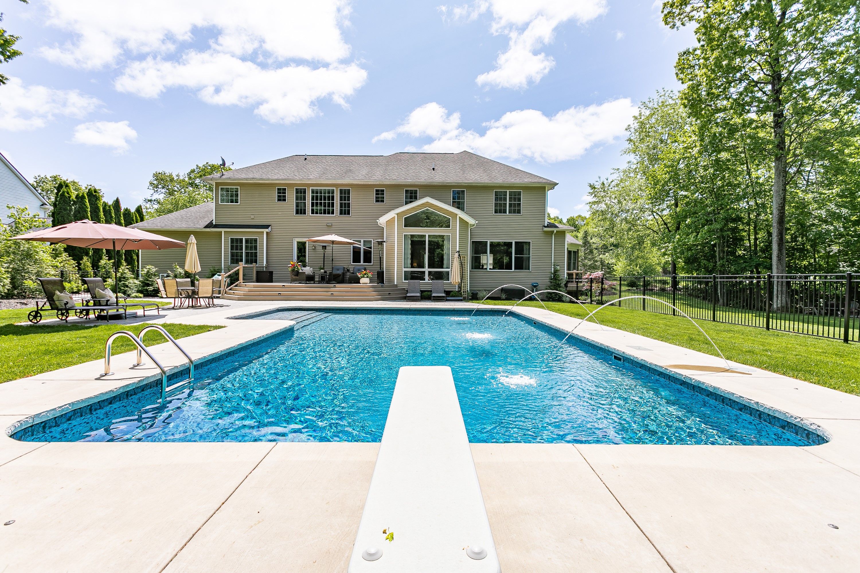 Agent house tour with couple