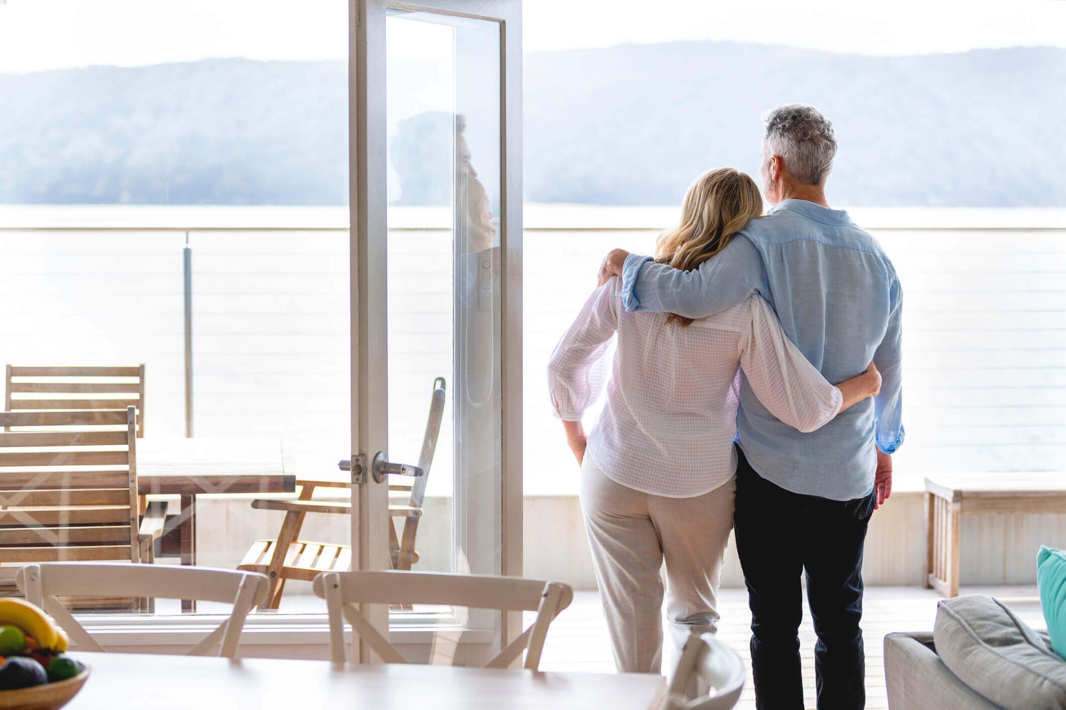 Agent helps couple with paperwork