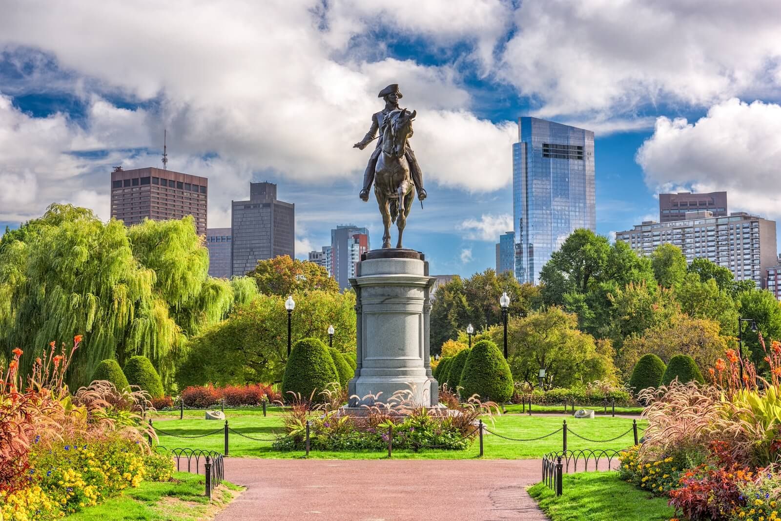 statue of a man on a horse