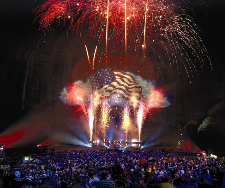 Spectacular Fourth Of July Fireworks At Stone Mountain Park