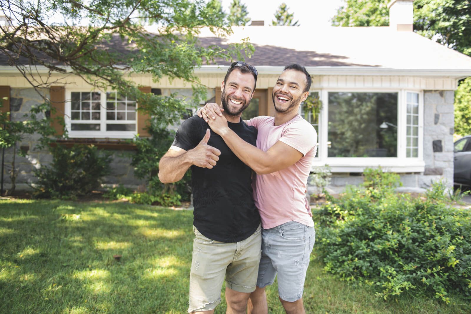Agent house tour with couple