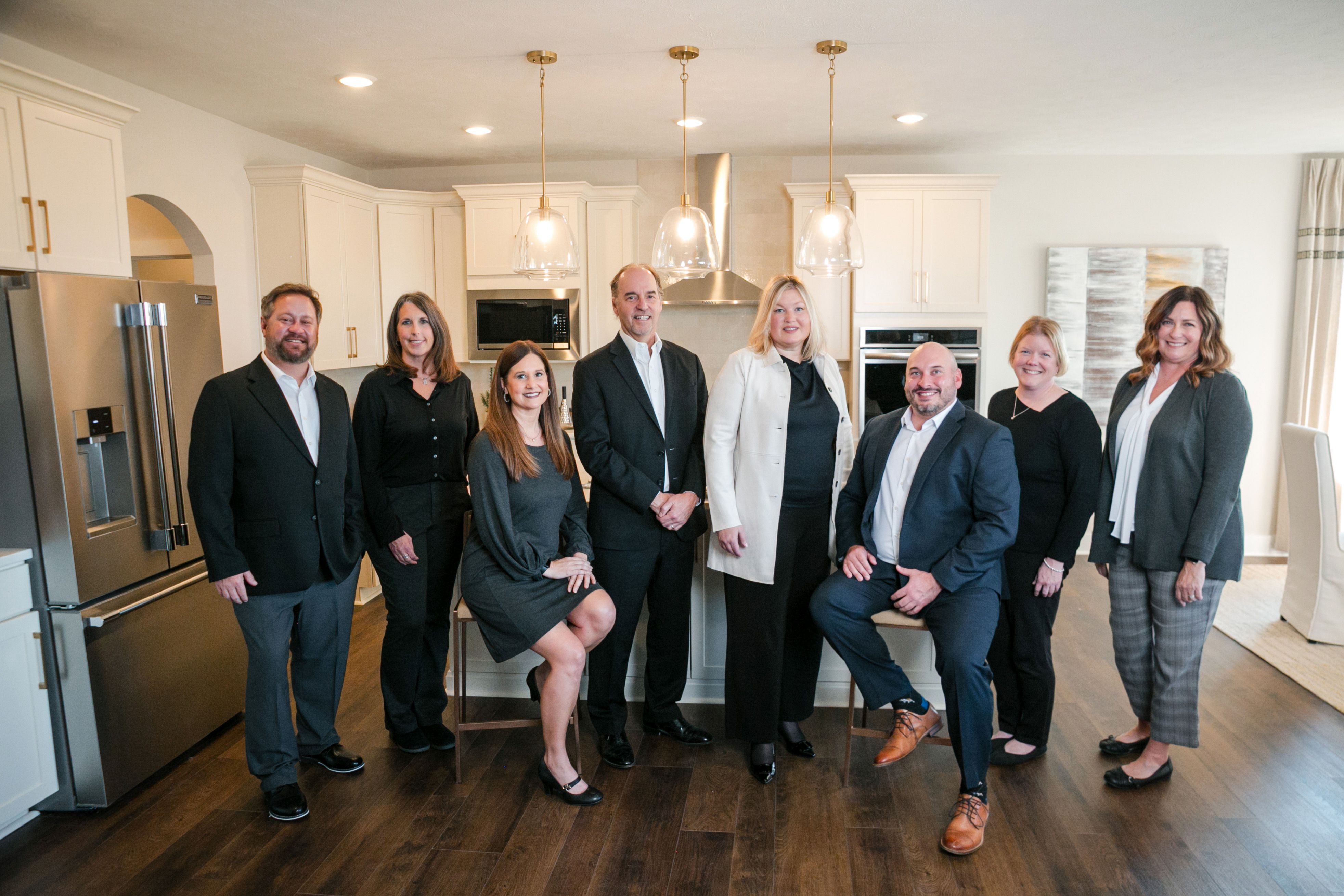 photo of home with balconey