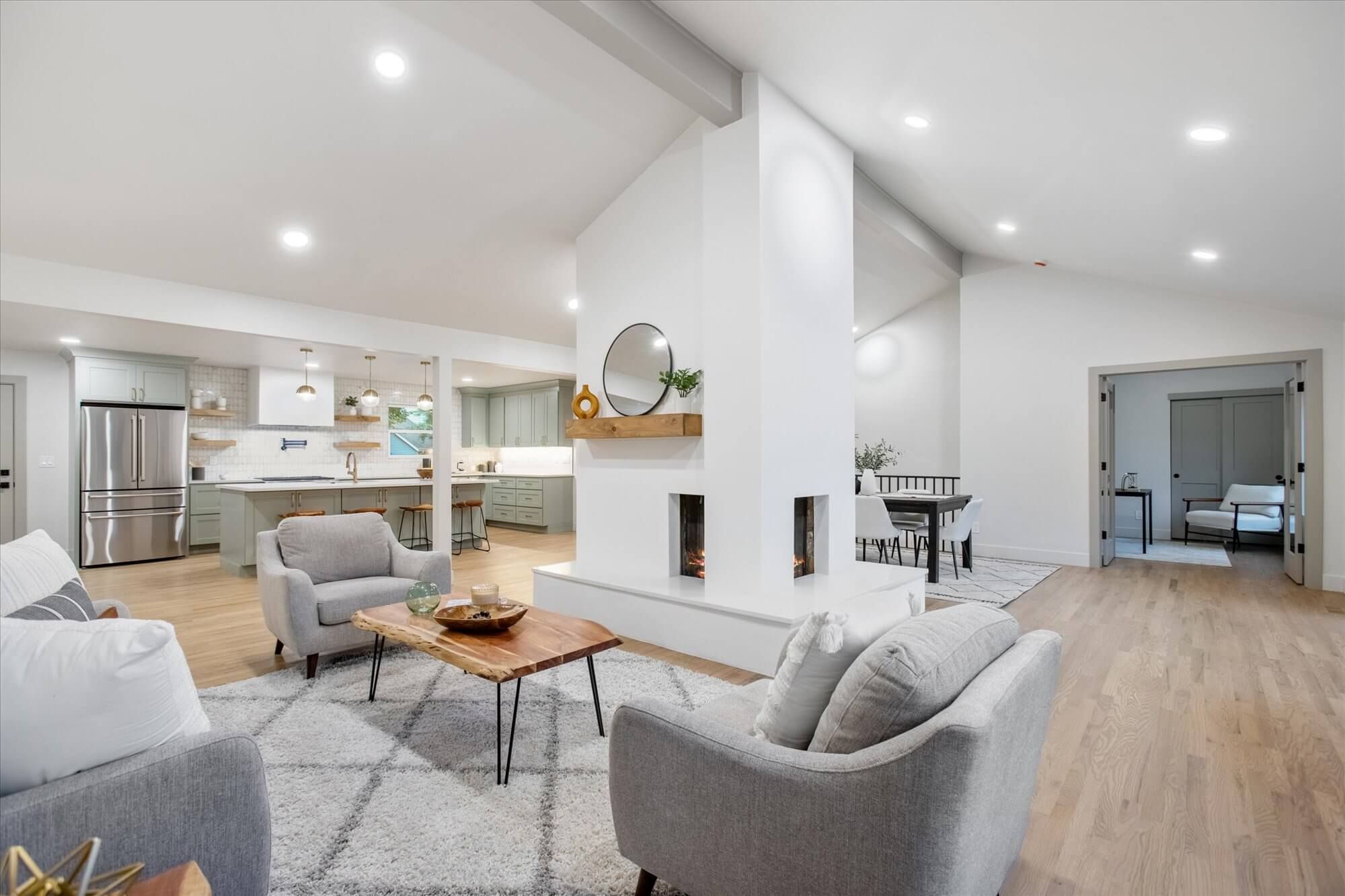 Couple receives keys to home