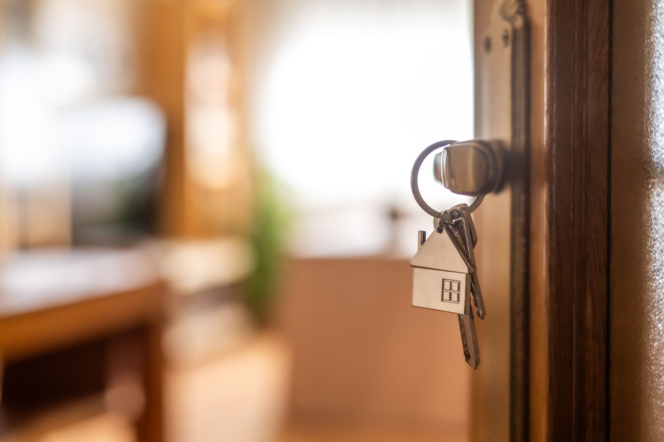 Agent helps couple with paperwork