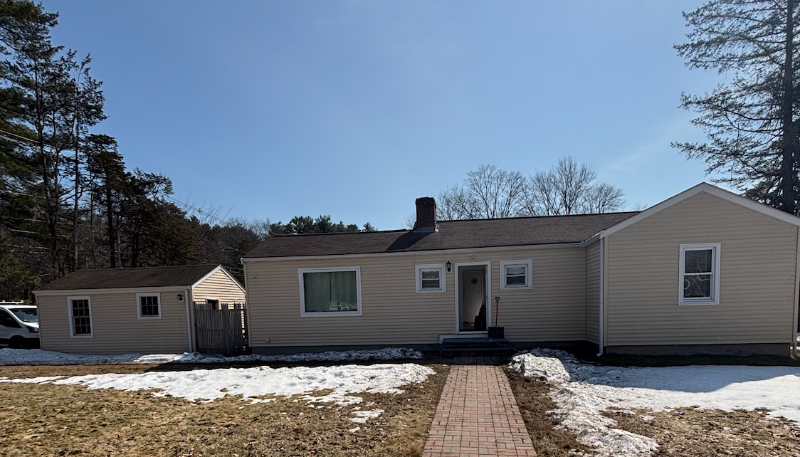 2-bedroom ranch with basement on Millwood Street in North Framingham, MA