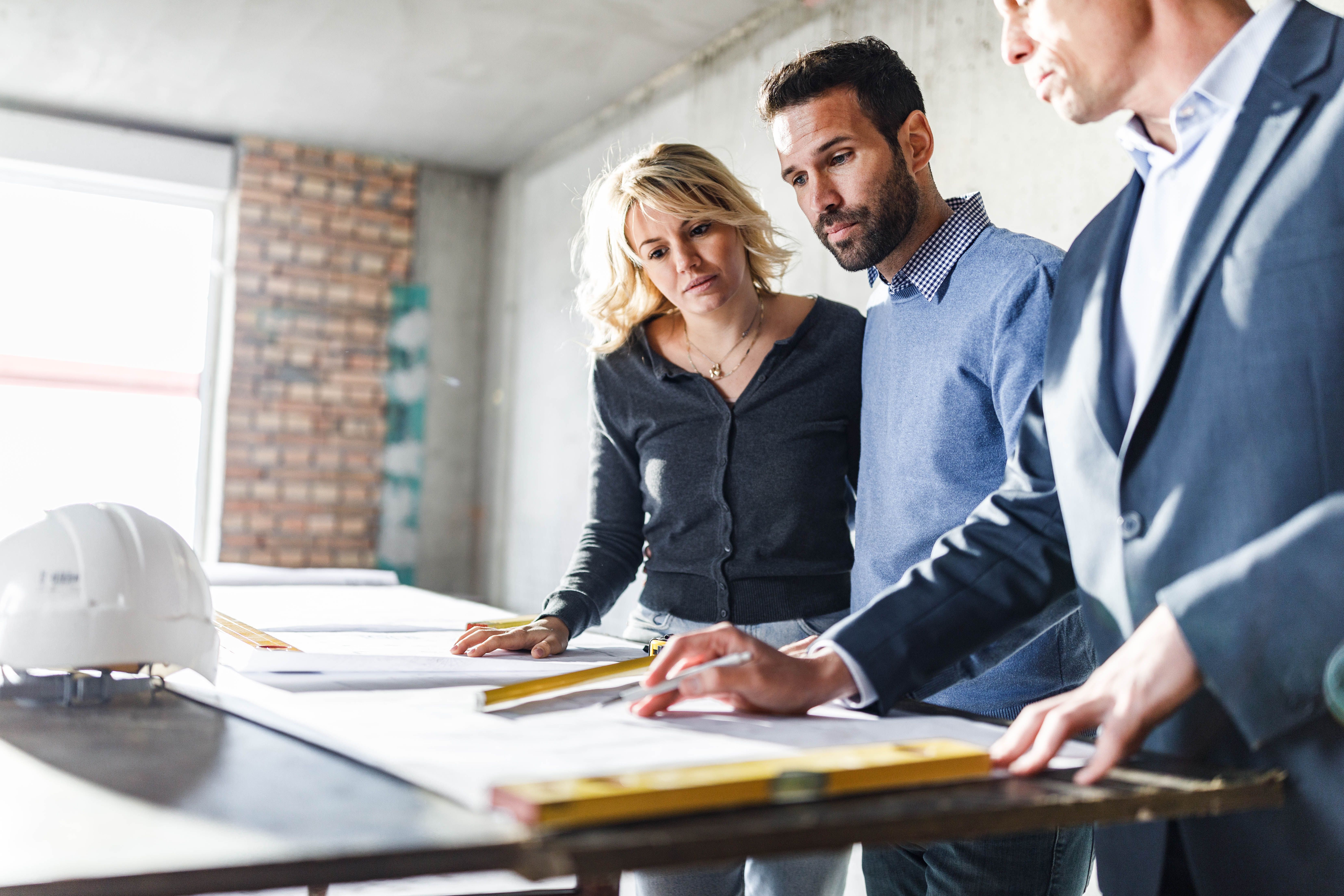 Agent helps couple with paperwork