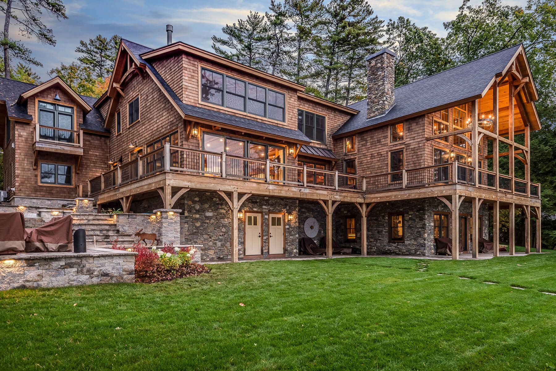 Agent house tour with couple