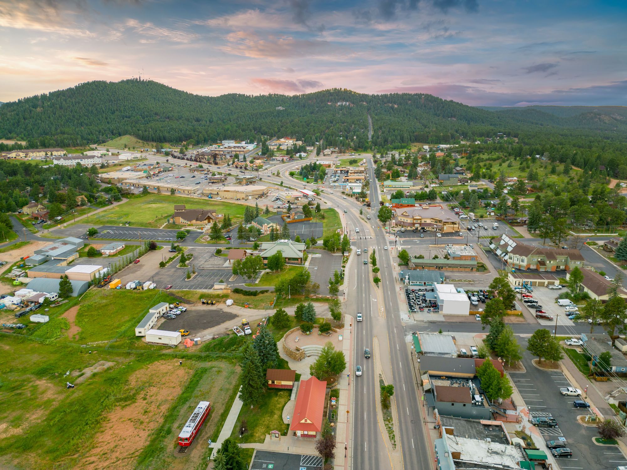 woodland park neighborhood