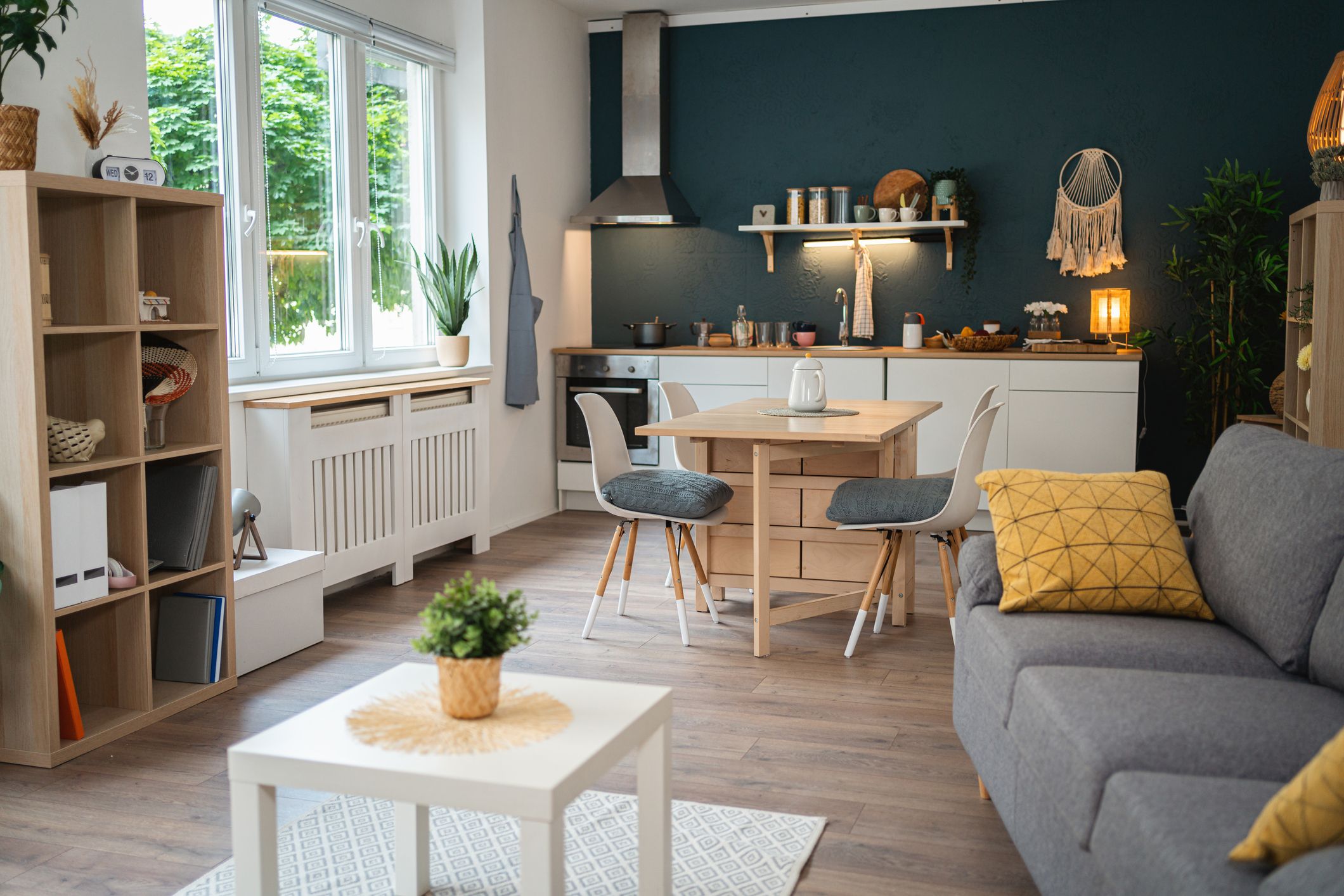 Agent house tour with couple