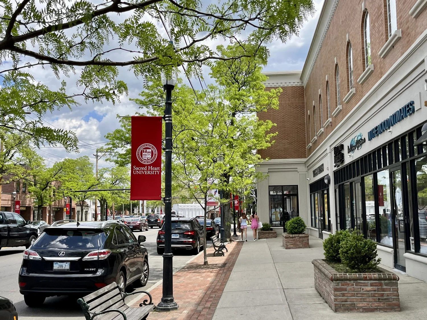 Post Road, downtown Fairfield