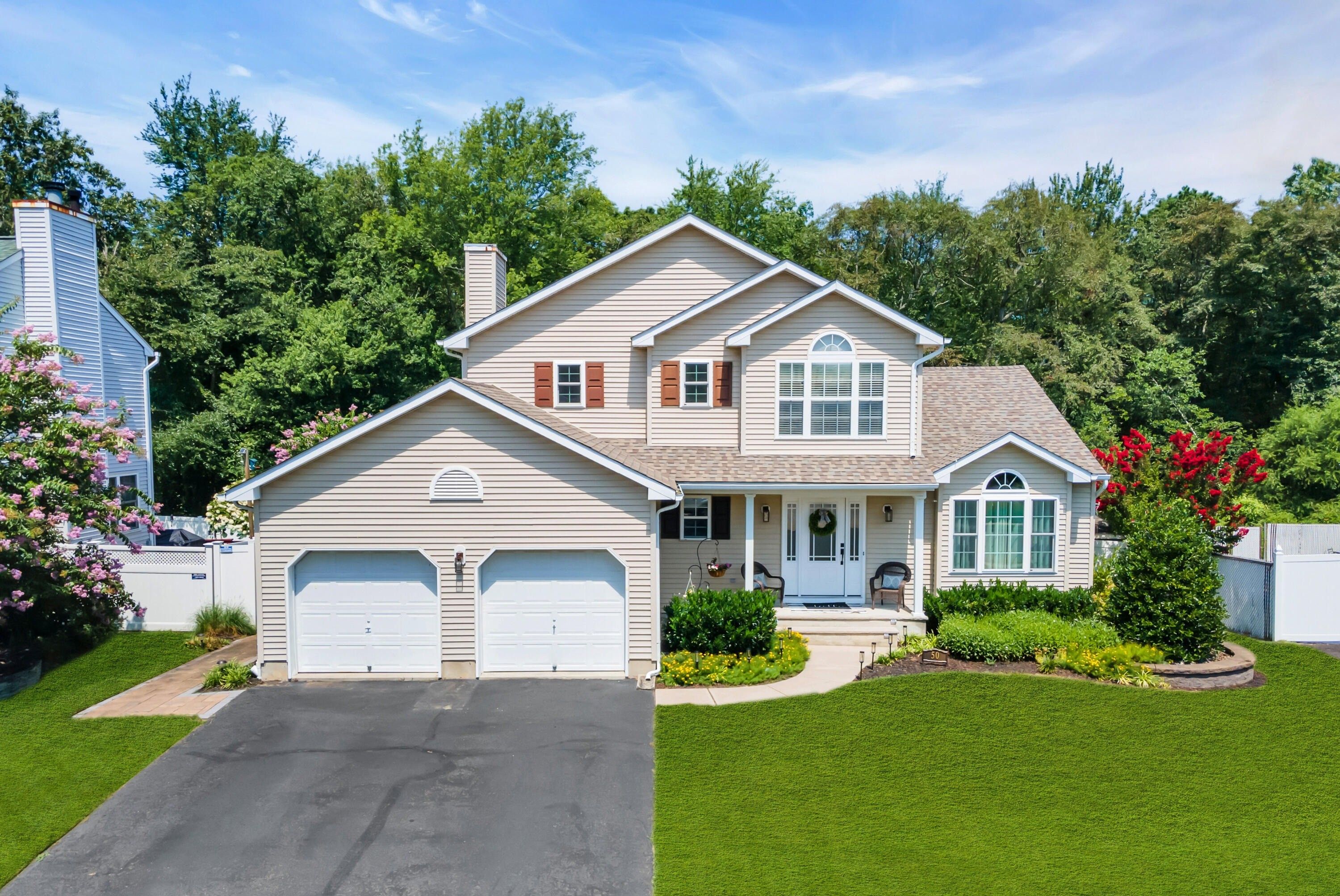 Agent house tour with couple