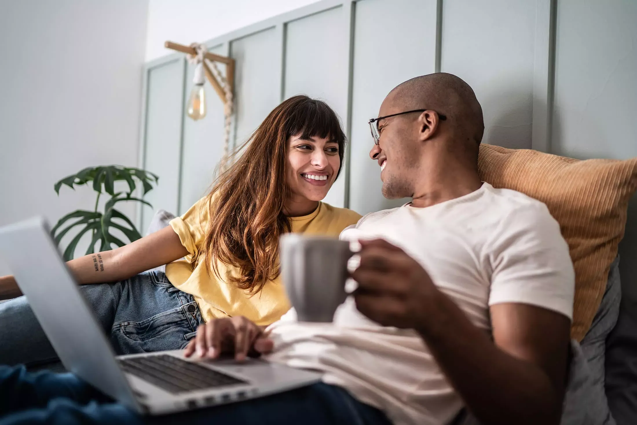 Agent helps couple with paperwork