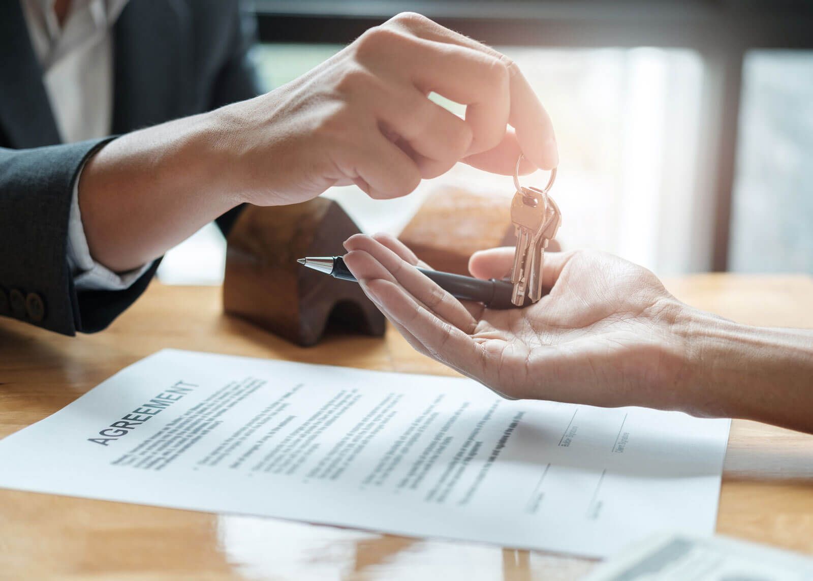 Agent helps couple with paperwork