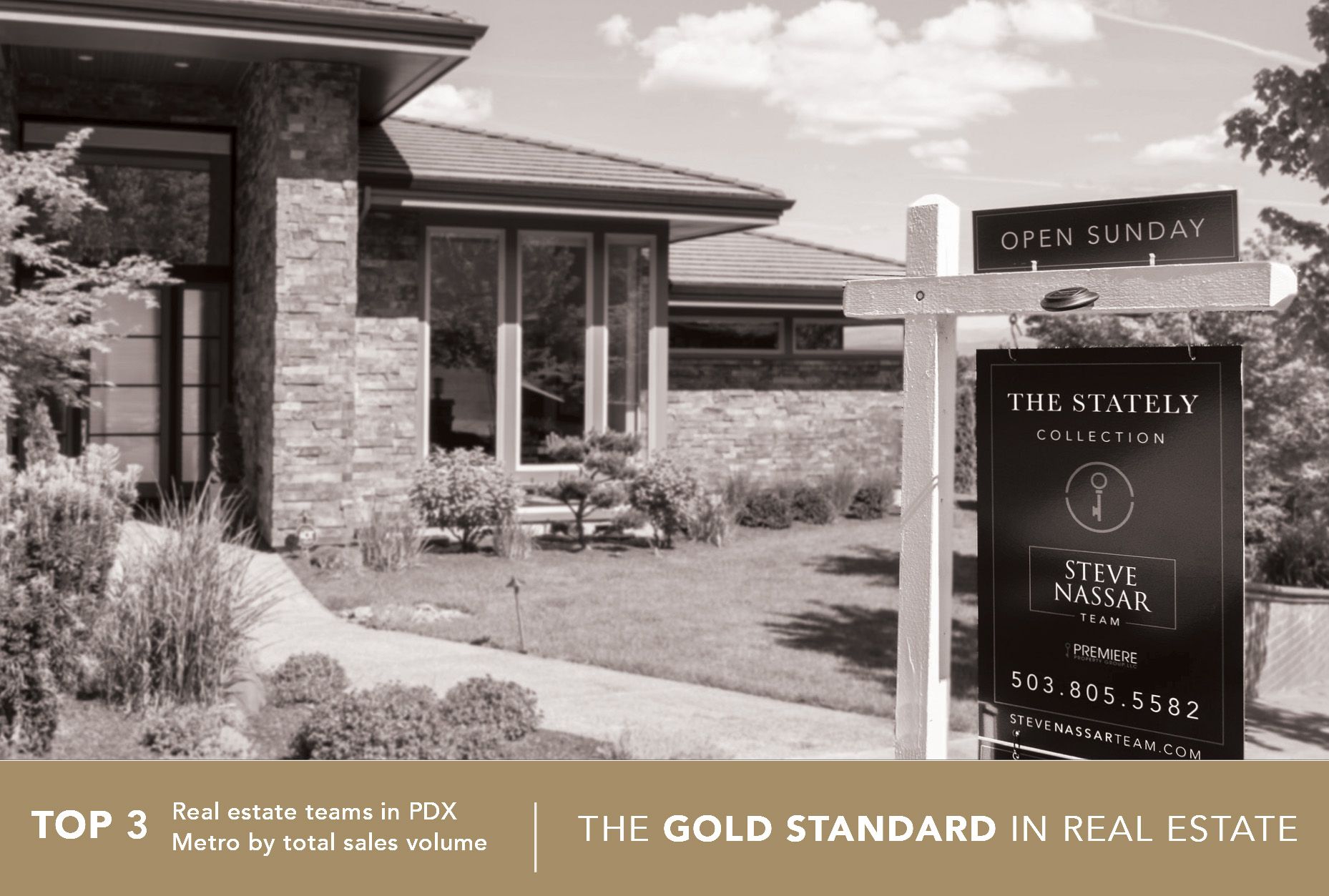 Professional man in a suit smiling in an office with a city and mountain view, promoting real estate services in 2026 with the slogan 
