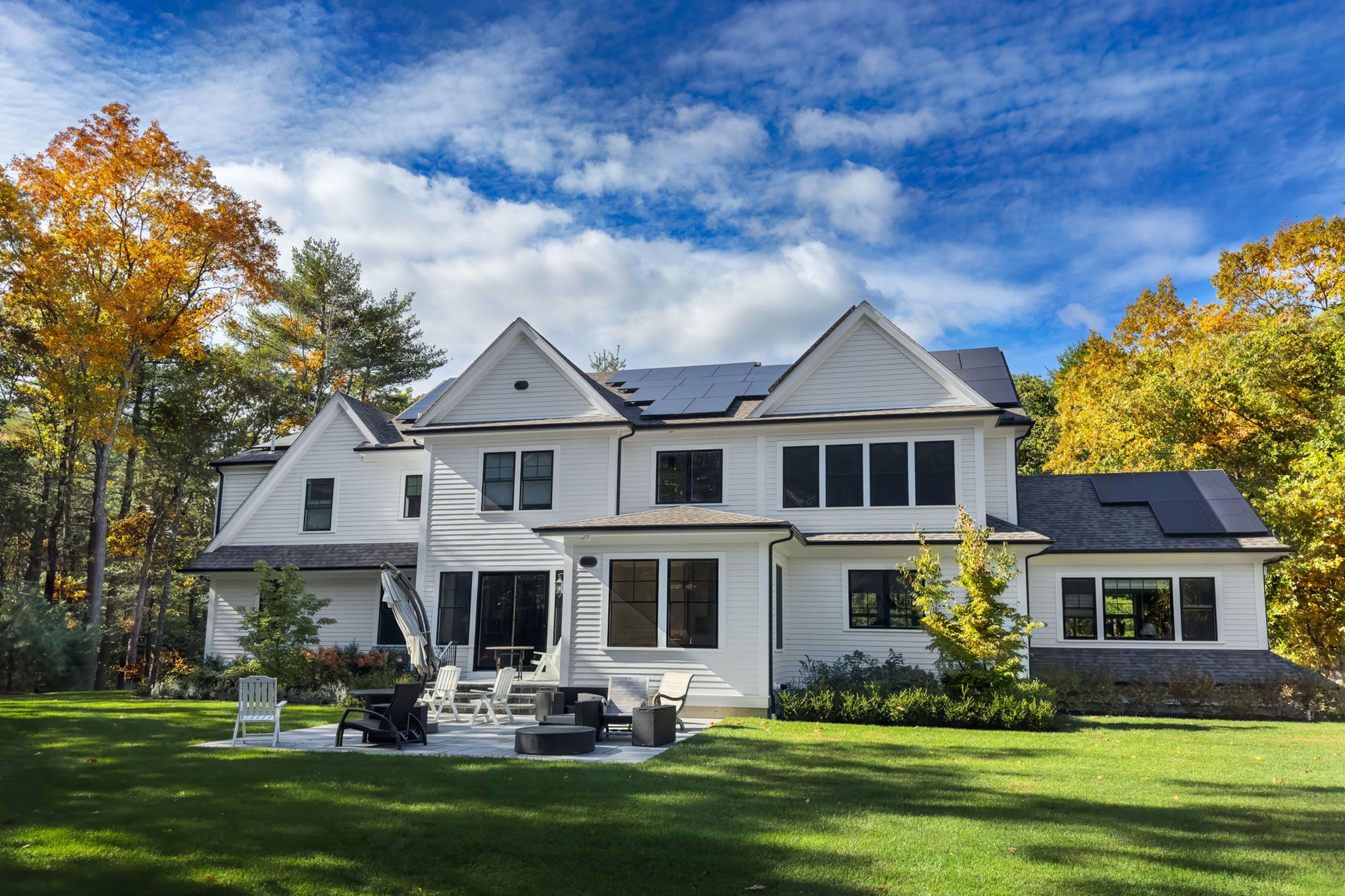 new england charm home