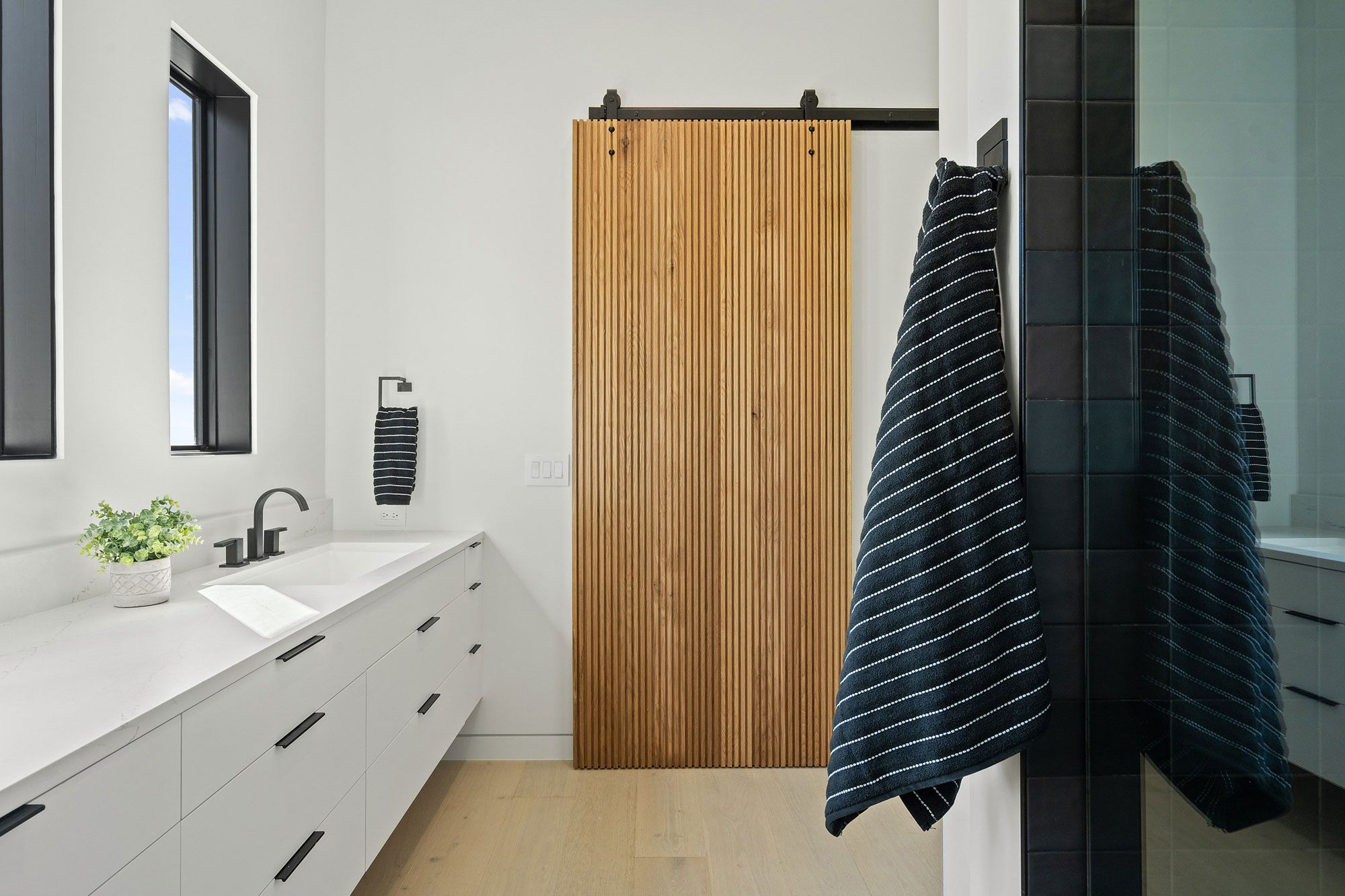guest-house-specs