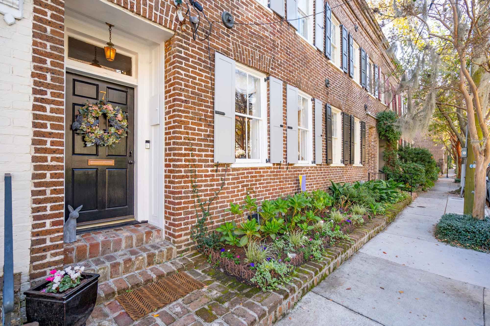7 Wentworth, Charleston SC