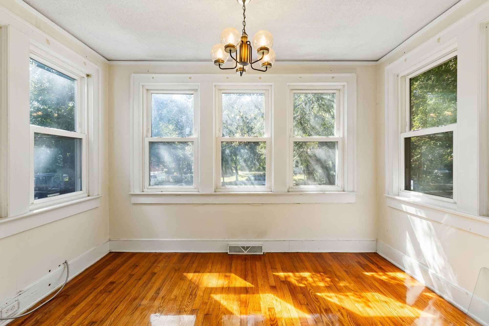 8 Riverside Drive, Charleston SC