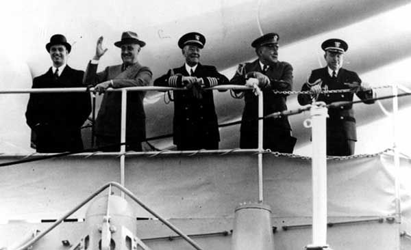 USS Indianapolis Departing Charleston 1936