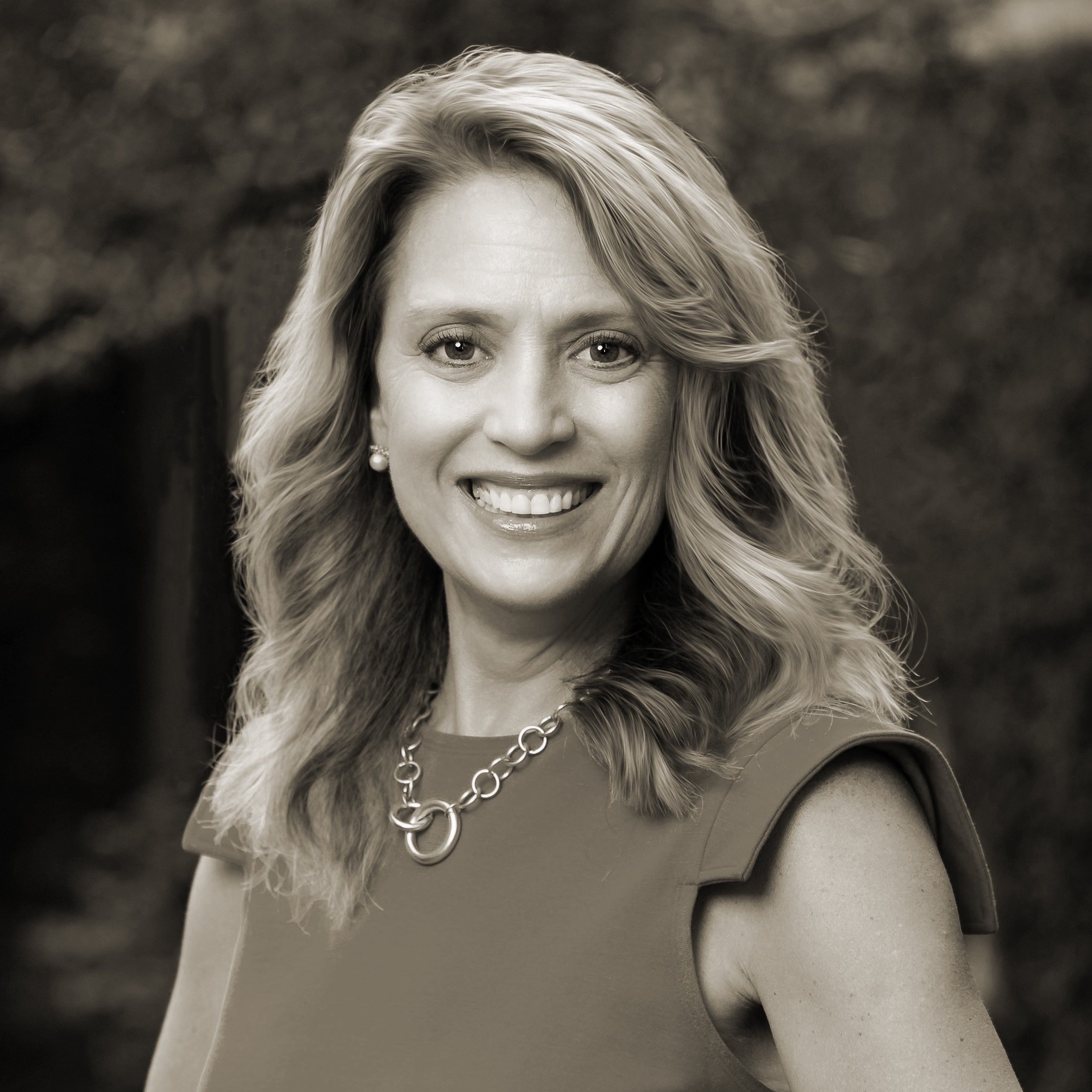 Keelin Love realtor headshot